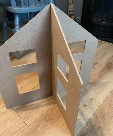 Open Ended Doll House - Image 1