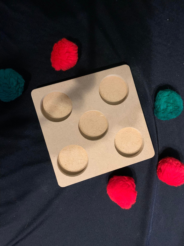 Domino Frames