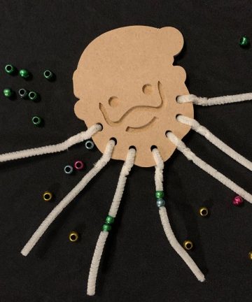 Threading Santa Face - Ideal  For Christmas Crafts Or Play - Image 2