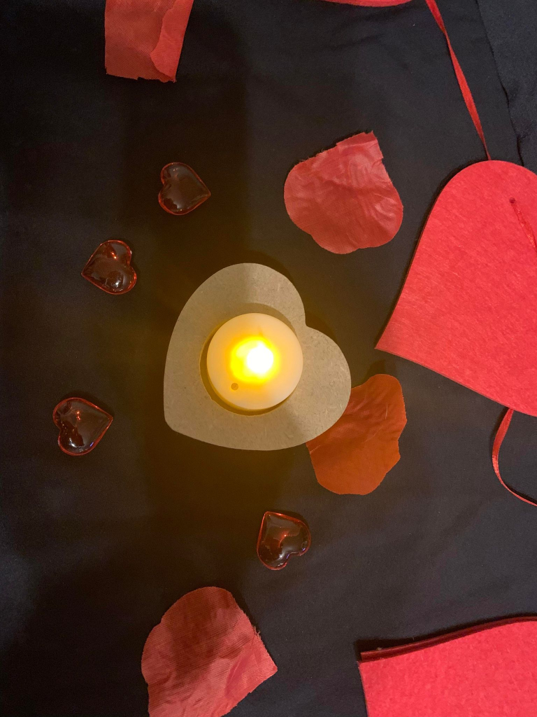 Heart Shape Holder And Battery Tea Light - Ideal For Mothers Or Valentines Day