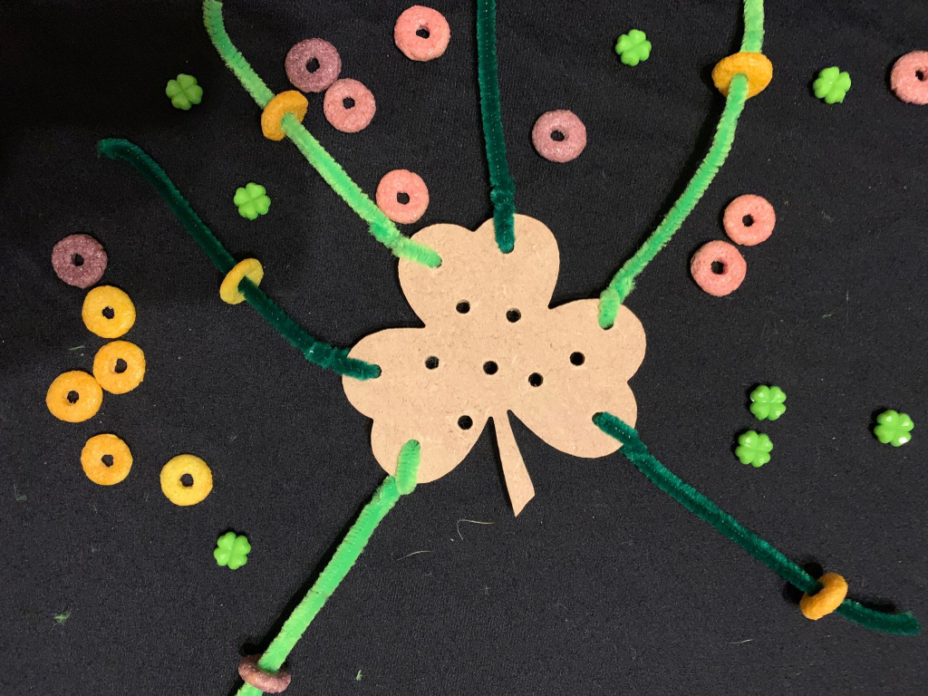 6mm Threading Shamrock - Ideal For St. Patricks Day Play