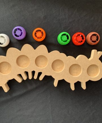 Caterpillar Pouch Lid Shape
