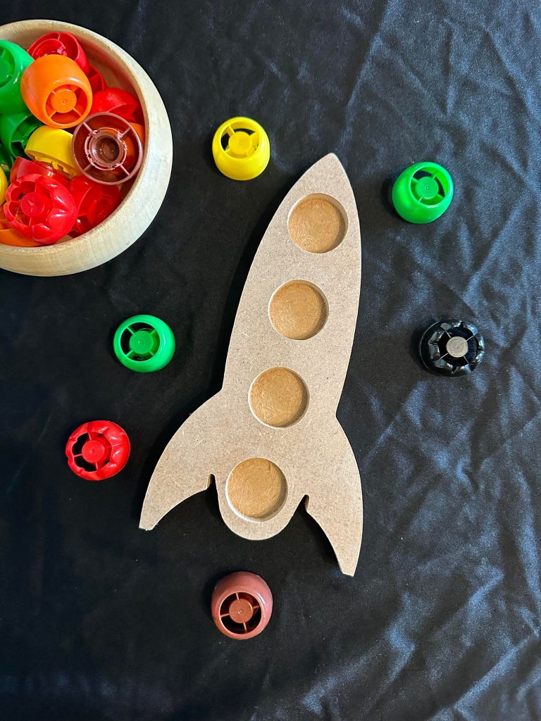 Space Ship Pouch Lid Shape