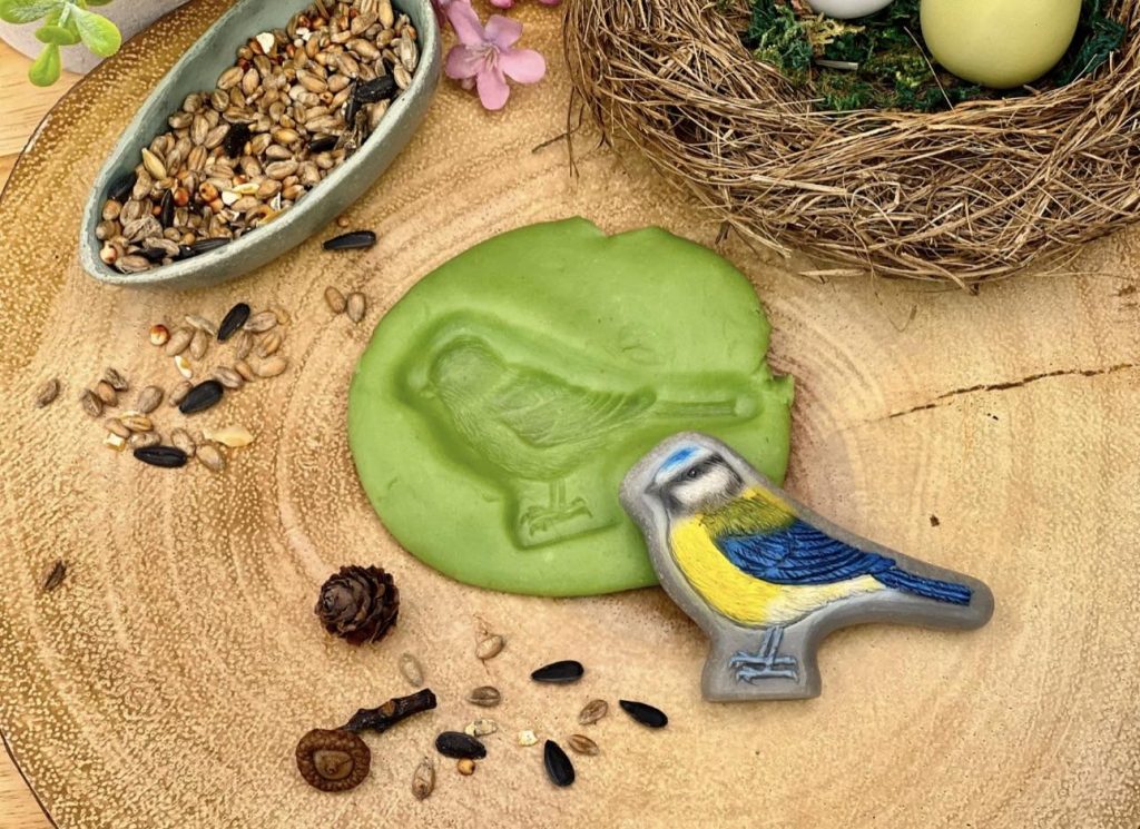 Birds – Yellow Door Sensory Play Stones Ideal for play doh, messy or small world play