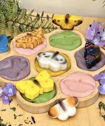 Butterfly / Butterflies – Sensory Play Stones from Yellow Door ideal for small world, messy or play doh play - Image 5