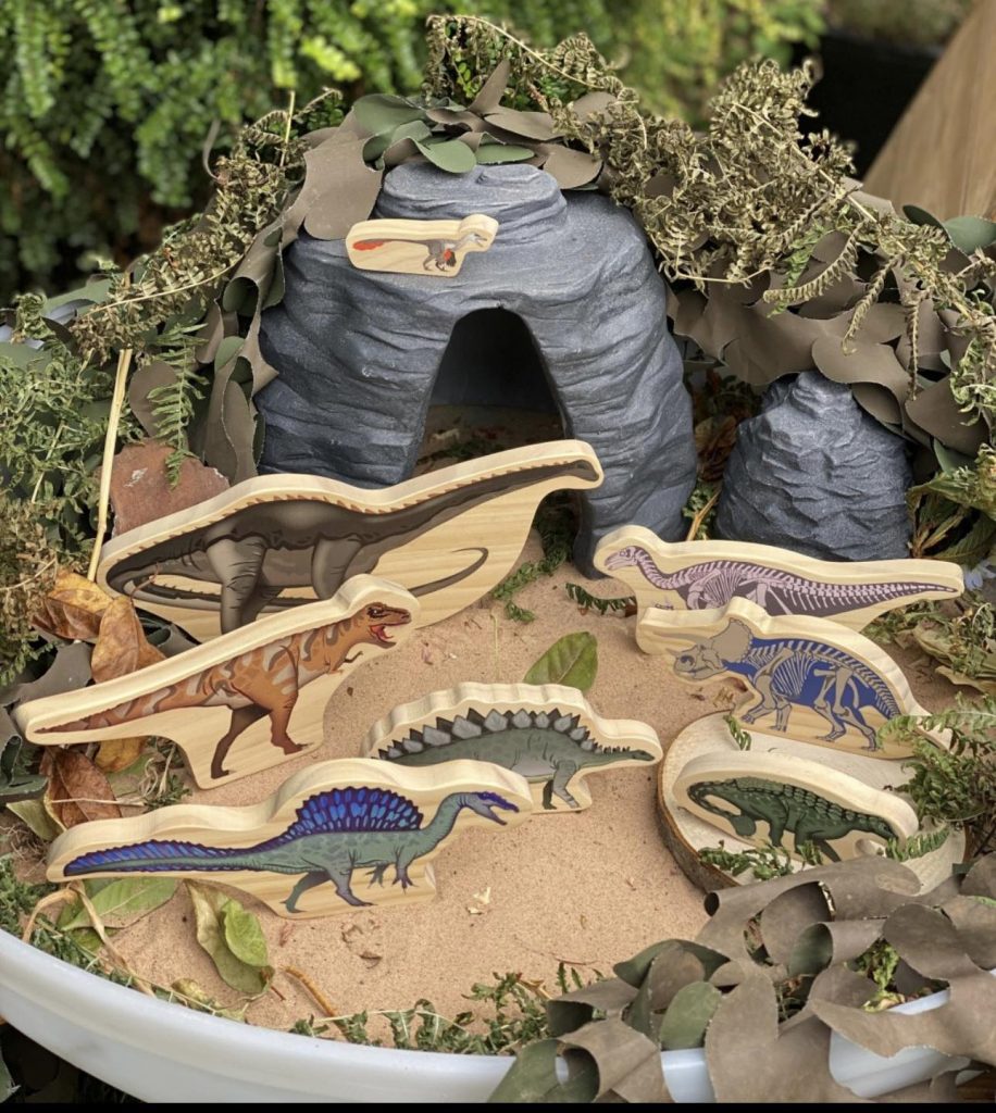 Dinosaurs Wooden Characters Ideal for small world play