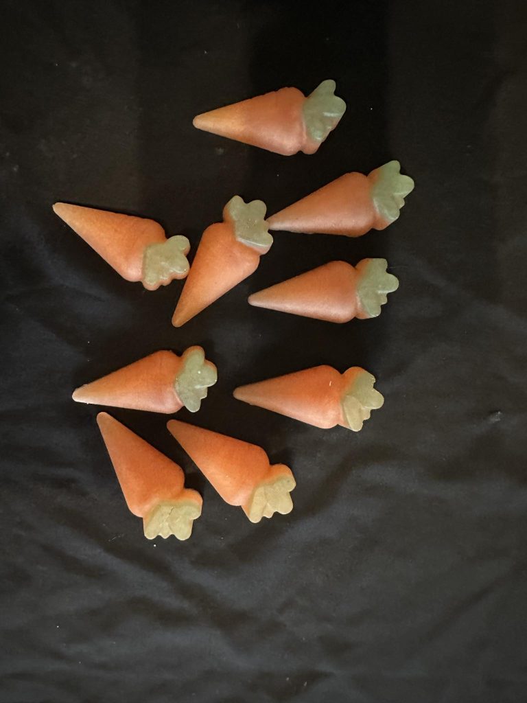 3 x Assorted Resin carrot shapes ideal for sensory or messy trays