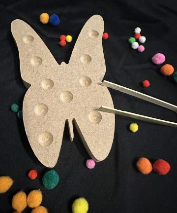 Fine motor skill Butterfly great to get those fingers working - Image 1