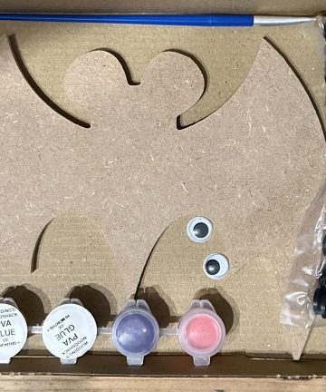 Bat Button craft box - Image 1