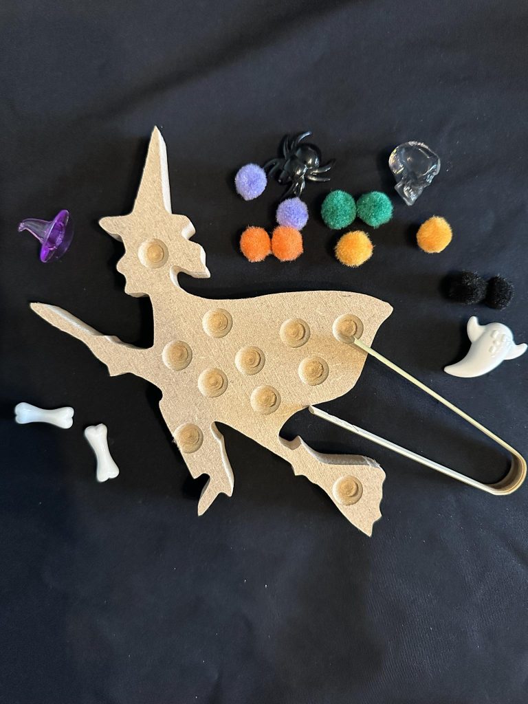 Fine motor skills Witch shape, great for building pre writing skills