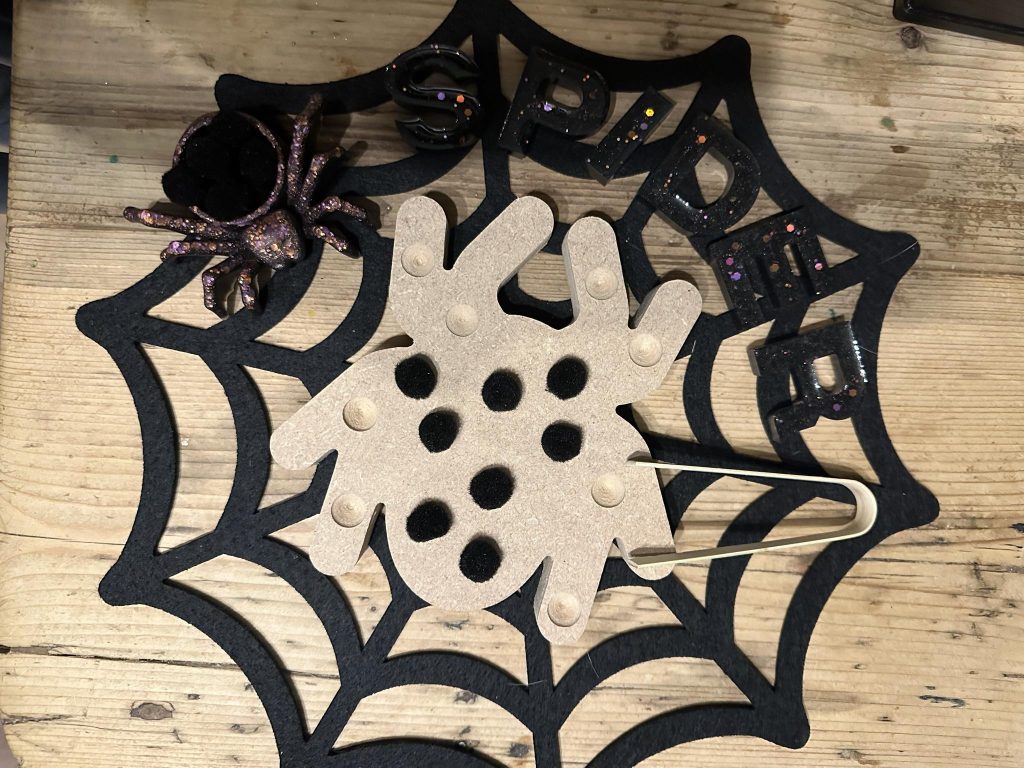 fine motor skills Spider, great for funky finger activity