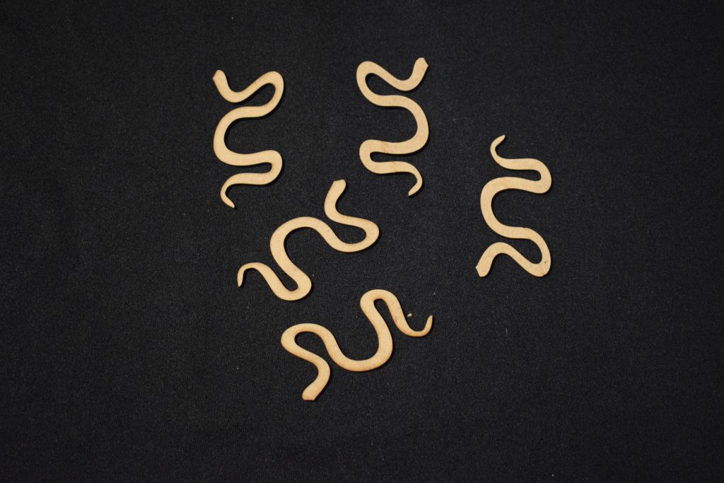 5 pack Of 3mm Snakes - Part Of Our Essential Range And Ideal For Chinese New Year Crafts