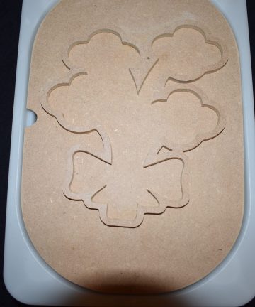 Ikea Flisat Double Sided Heart & Flower Activity Lid - Great To Fill With Sand Or Rice For Valentines Or Mothers Day Activities - Image 2