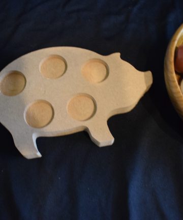 Pig Pouch  Lid  - Great For Farm, Nature Or Animal Fine Motor Skills Activities - Image 1