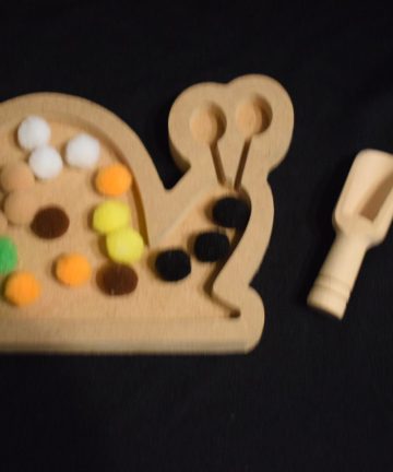 Snail Tray - Great For Insect Or Nature Loose Parts Play Filled With Either Rice Or Coloured Sand - Image 2