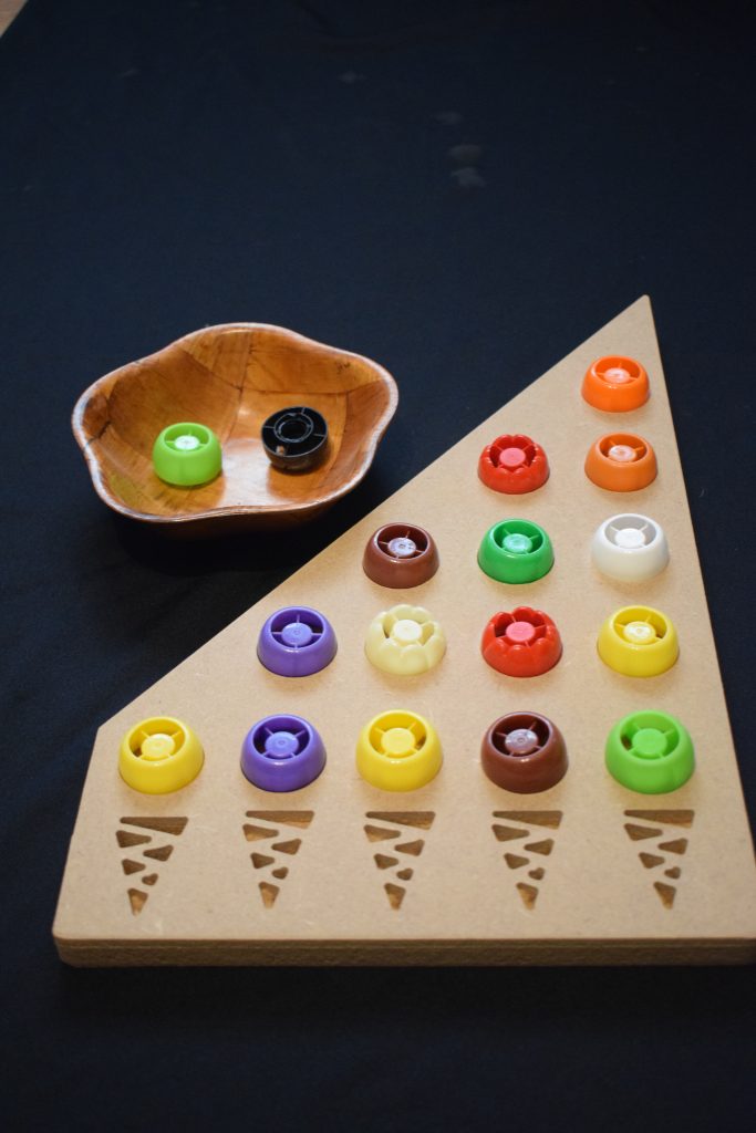 Ice cream pouch board