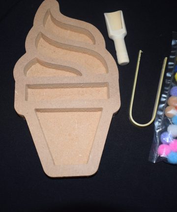 Ice Cream Tray - Great For Sea Side Or Summer Loose Parts Play Filled With Either Rice Or Coloured Sand - Image 2