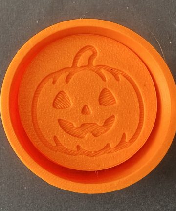 Halloween Stamper & Roller Set – Great for Coloured Play Dough or Damp sand, Also Ideal For Autumn & Halloween Projects - Image 3