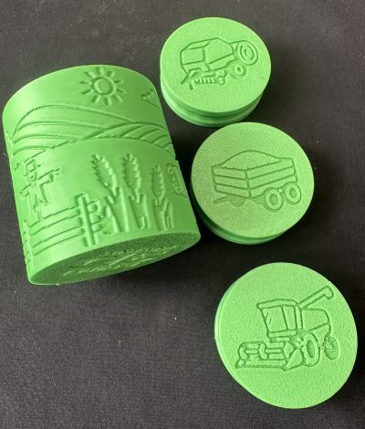 Tractor Stamper & Roller Set – Great for Coloured Play Dough or Damp sand, Also Ideal For Farming, Nature Or Harvest Projects