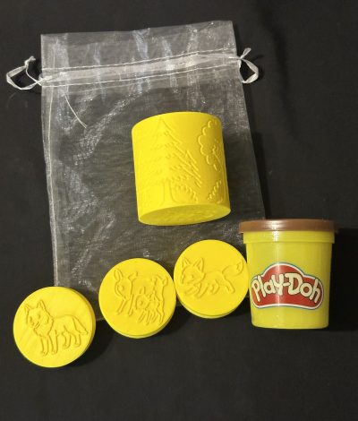 Woodland Animal Stamper & Roller Set Including Play Doh – Great for Coloured Play Dough or Damp sand, Also Ideal For Nature & Woodland Projects
