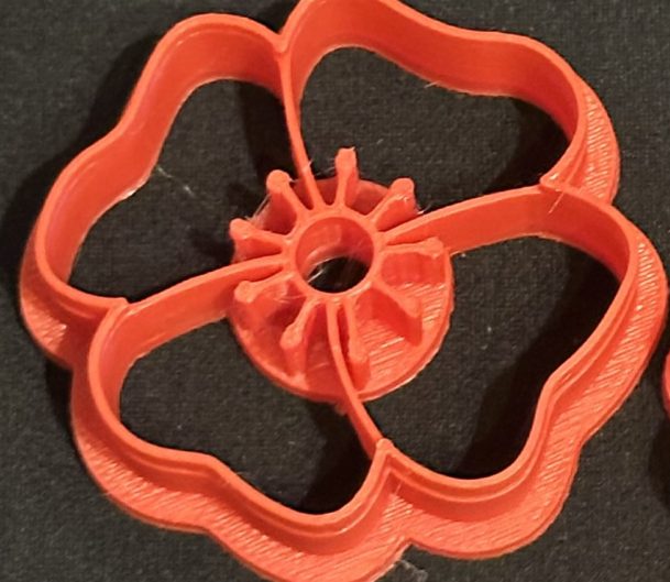 3D Printed Poppy Cookie Cutter – Ideal For Play Dough, Clay Or Sand Play, Also Great For Remembrance Projects