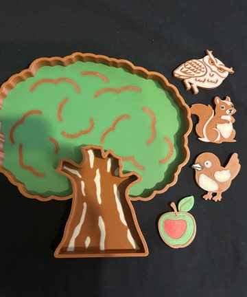 3D Printed Tree Tray- Ideal For Sensory Play Filled With Rice Or Sand Or For Woodland Animal, Nature Or Seasons Projects - Image 1