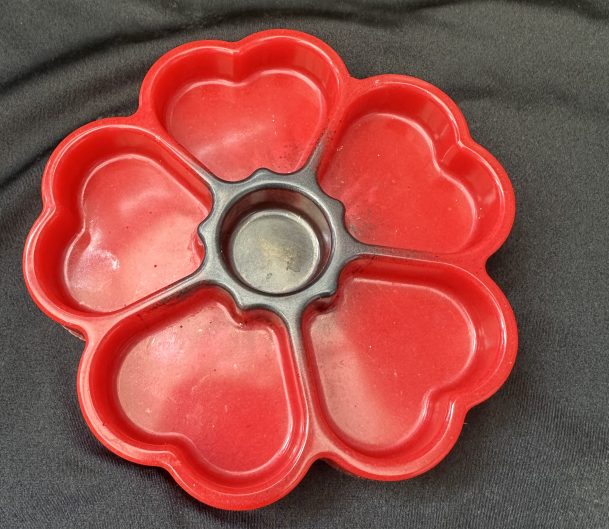 Resin Poppy Flower Tray _ Great for Loose Parts Play Filled With Sand Or Rice