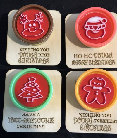 3oz Christmas Play Doh Pot With Stamper & Motto – Great As Christmas Gifts, Give Aways Or For Party Bags
