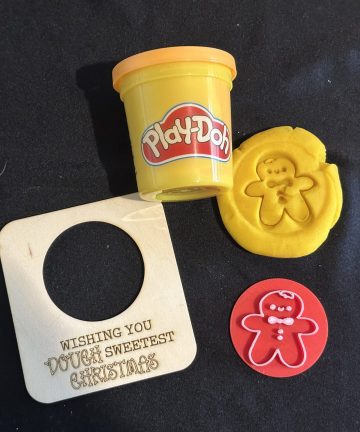 3oz Christmas Play Doh Pot With Stamper & Motto – Great As Christmas Gifts, Give Aways Or For Party Bags - Image 4