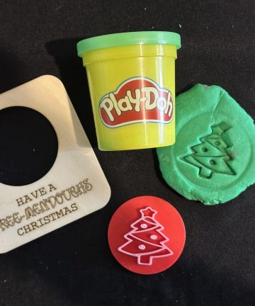 3oz Christmas Play Doh Pot With Stamper & Motto – Great As Christmas Gifts, Give Aways Or For Party Bags - Image 3