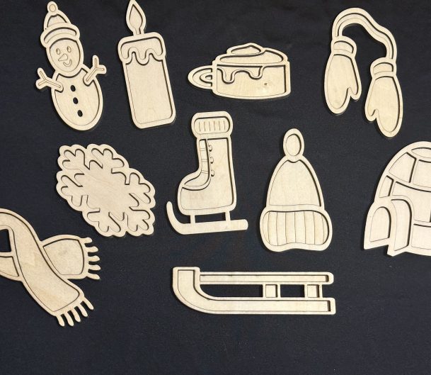 Mini Winter Trays x 10 – Great For Sensory Play Or Winter/Christmas Projects & Part Of Our Essential Range