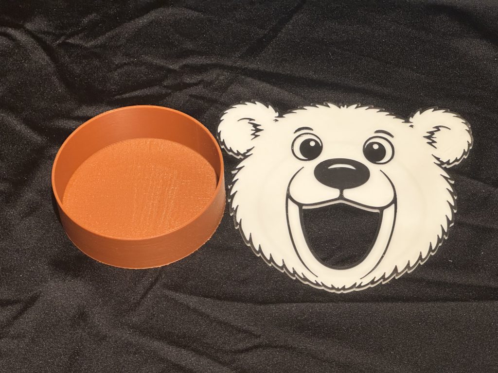 3D Printed Polar Bear Feeding Face – Great For Winter Or Seasons Projects and To Help Little Hands With Coordination