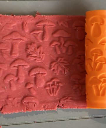 3D Printed Autumn Rollers - Great for play dough, damp sand or clay, these rollers create beautiful seasonal patterns and support hands-on, creative play - Image 3