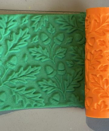 3D Printed Autumn Rollers - Great for play dough, damp sand or clay, these rollers create beautiful seasonal patterns and support hands-on, creative play - Image 4