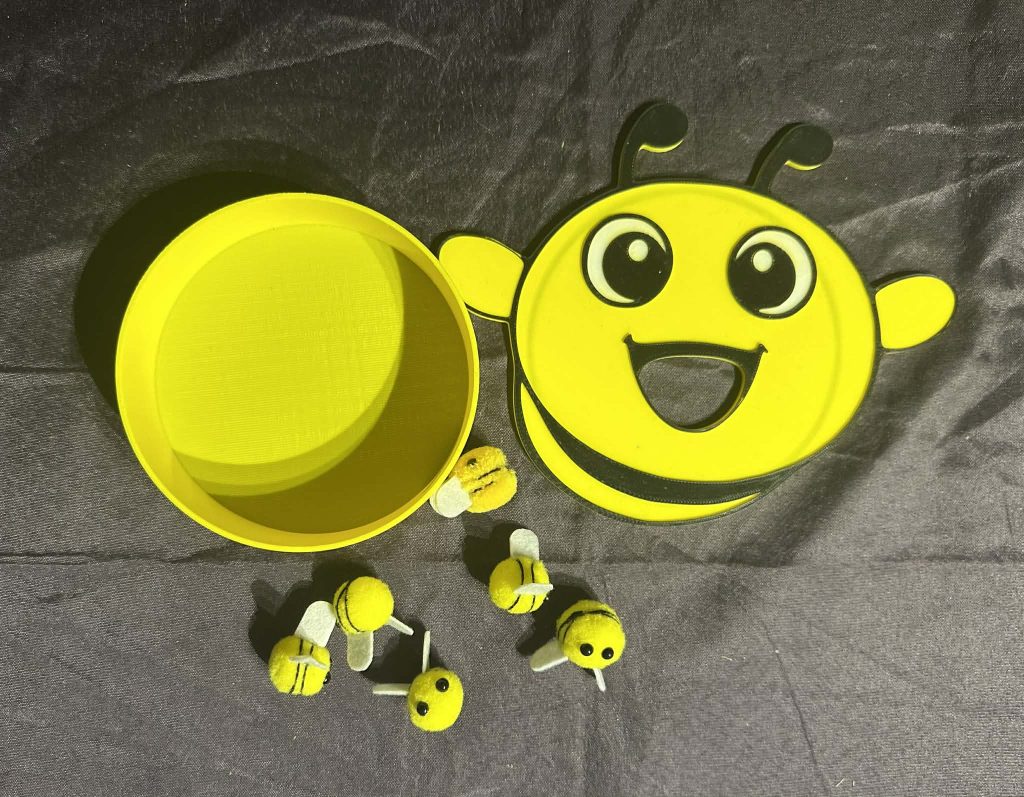 3D Printed Bee Feeding Face – Great For spring, summer or insect activities and To Help Little Hands With Coordination