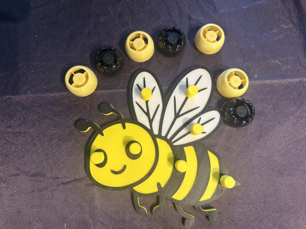 3D Printed Screw On Pouch Lid Bee – Great to Help With Little Ones Hand And Eye Co-ordination And Insect Projects