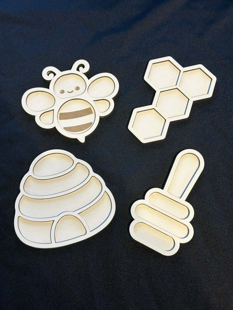 Mini Bee Trays x 4 – Great For Sensory Play tray, spring summer activities Part Of Our Essential Range