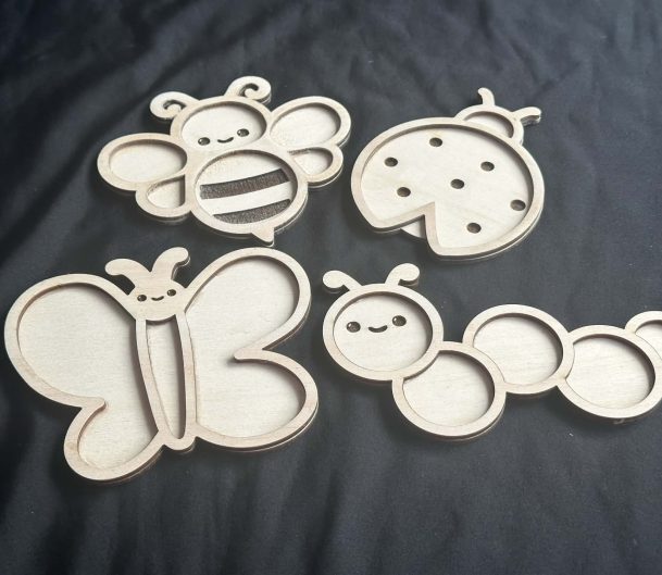 Mini insect Trays x 4 – Great For Sensory Play tray, spring summer activities Part Of Our Essential Range