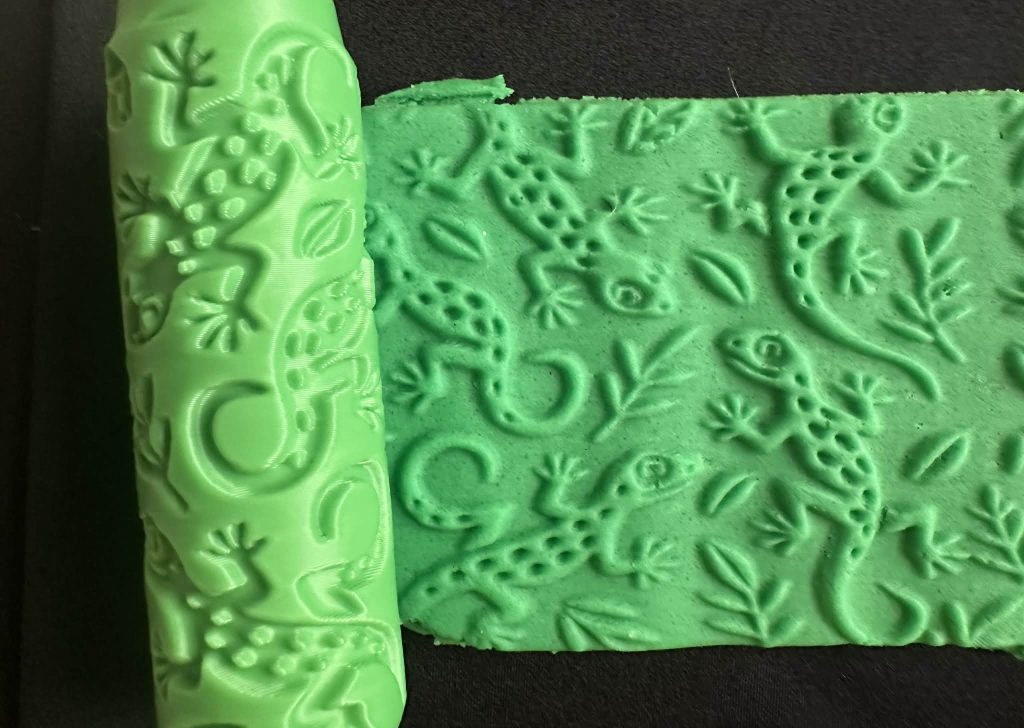 3D Printed Rain Forest  Rollers – Great for play dough, damp sand or clay, these rollers create beautiful patterns and support hands-on, creative play