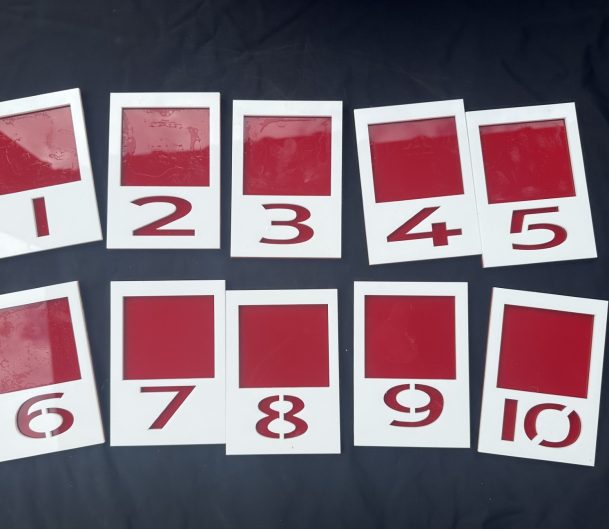 Acrylic Number Trays – A fantastic hands-on resource to support early maths and writing skills through play.