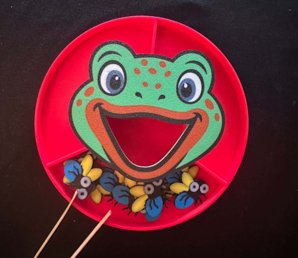 3D Printed Feeding Frog Face - Great for fine motor skills activities