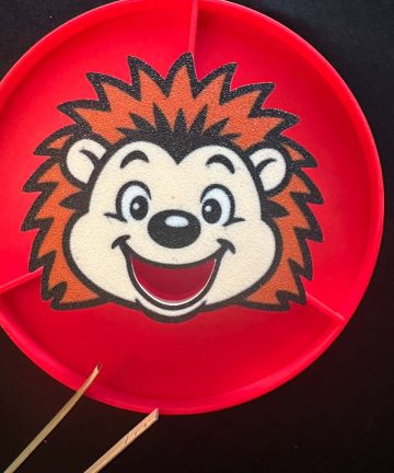 3D Printed Feeding Hedgehog Face - Great for fine motor skills activities - Image 1