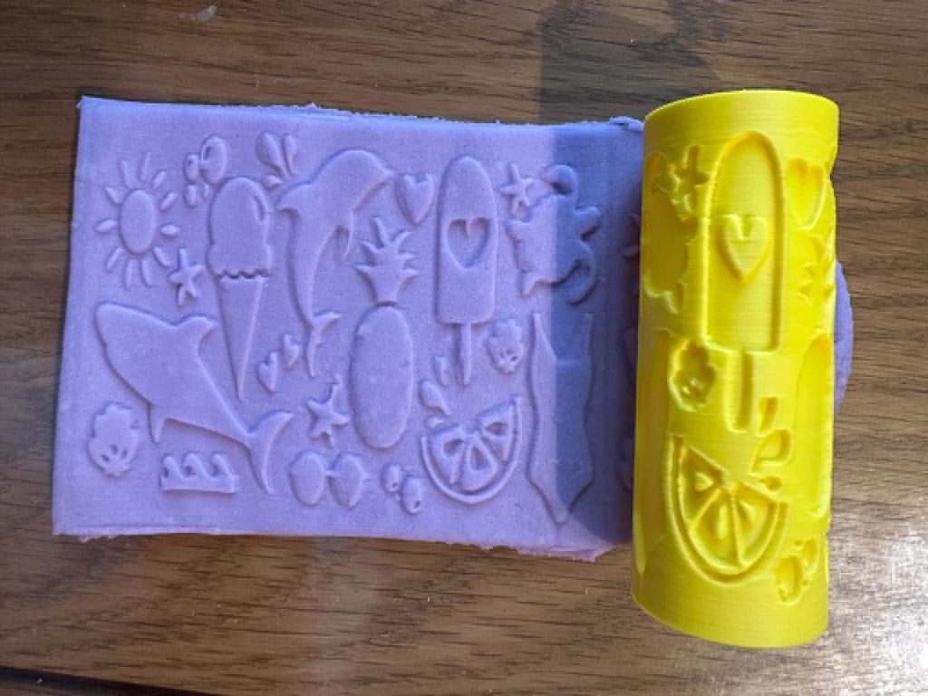 3D printed Summer Fun Roller - great for play dough