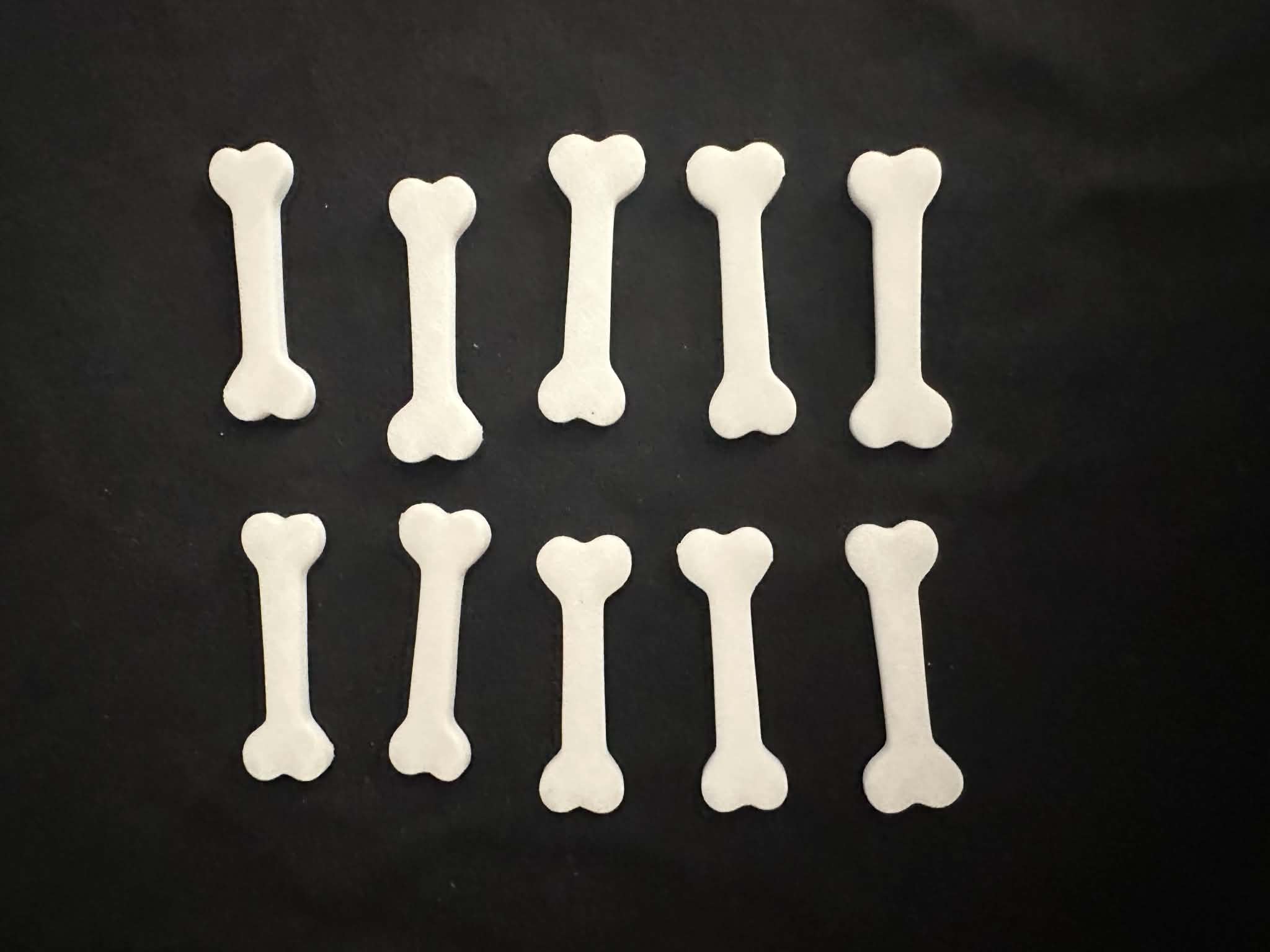 Counting Tokens Bones x10 - These adorable counting tokens are perfect for learning through play - Image 1