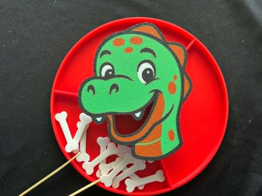 3D Printed Feeding Dinosaur Face - Great for fine motor skills activities