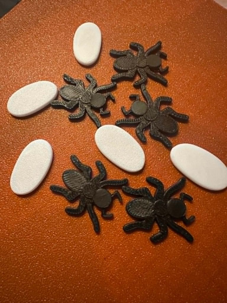 3D printed Ant & Eggs great for adding to activities or counting