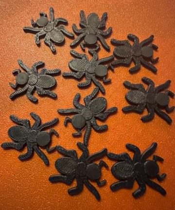 3D printed Ant & Eggs great for adding to activities or counting - Image 3