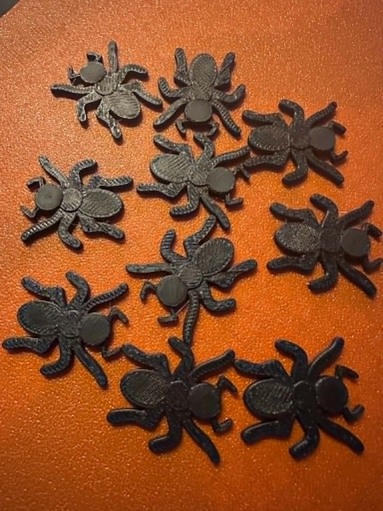 3D printed Ant & Eggs great for adding to activities or counting