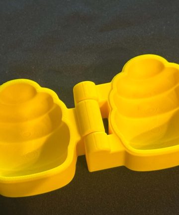 3D printed Bee Hive Mould great for play dough - Image 1