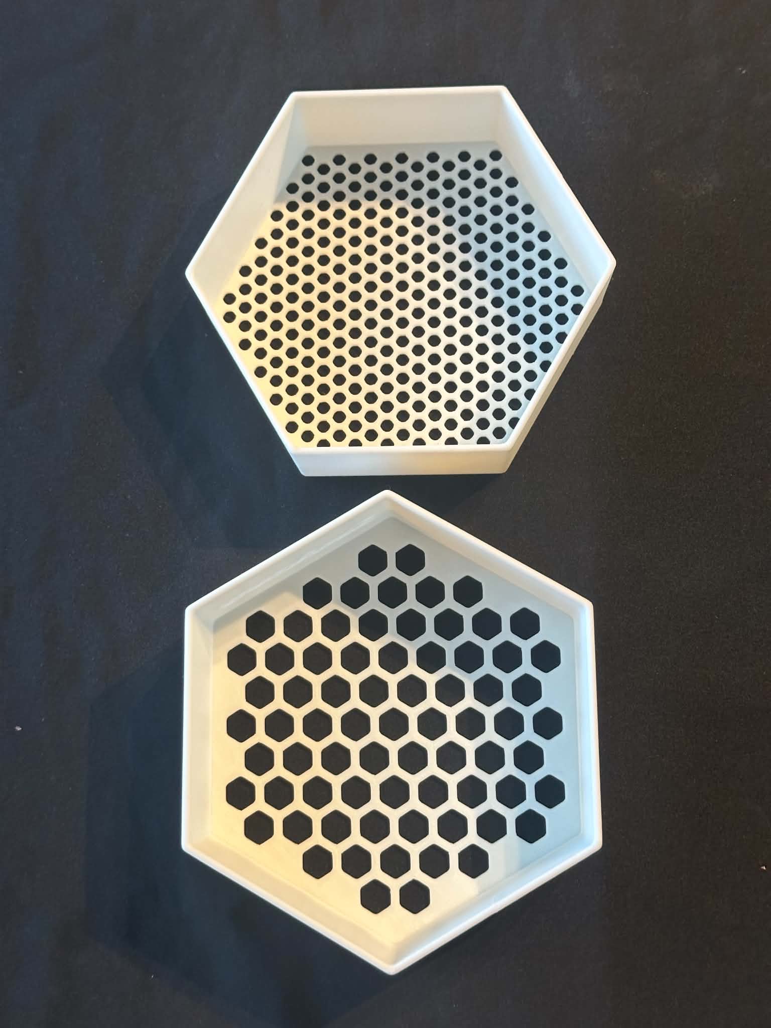 3D printed Sieves -Great for sensory play - Image 1
